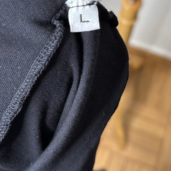 TRE by Natalie Ratabesi Black Cold Shoulder Tee - Picture 5 of 8